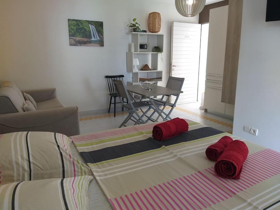 Manganao - Studio De Charme & Acces Plage Saint-Francois  Esterno foto